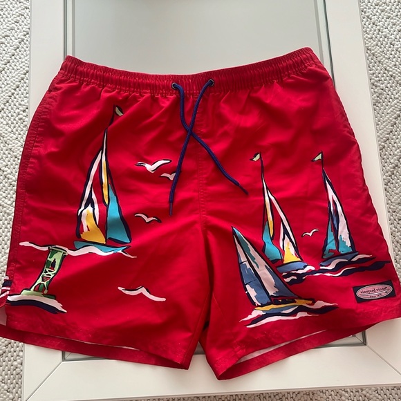 EUC Vineyard Vines Swimtrunks - Picture 1 of 6